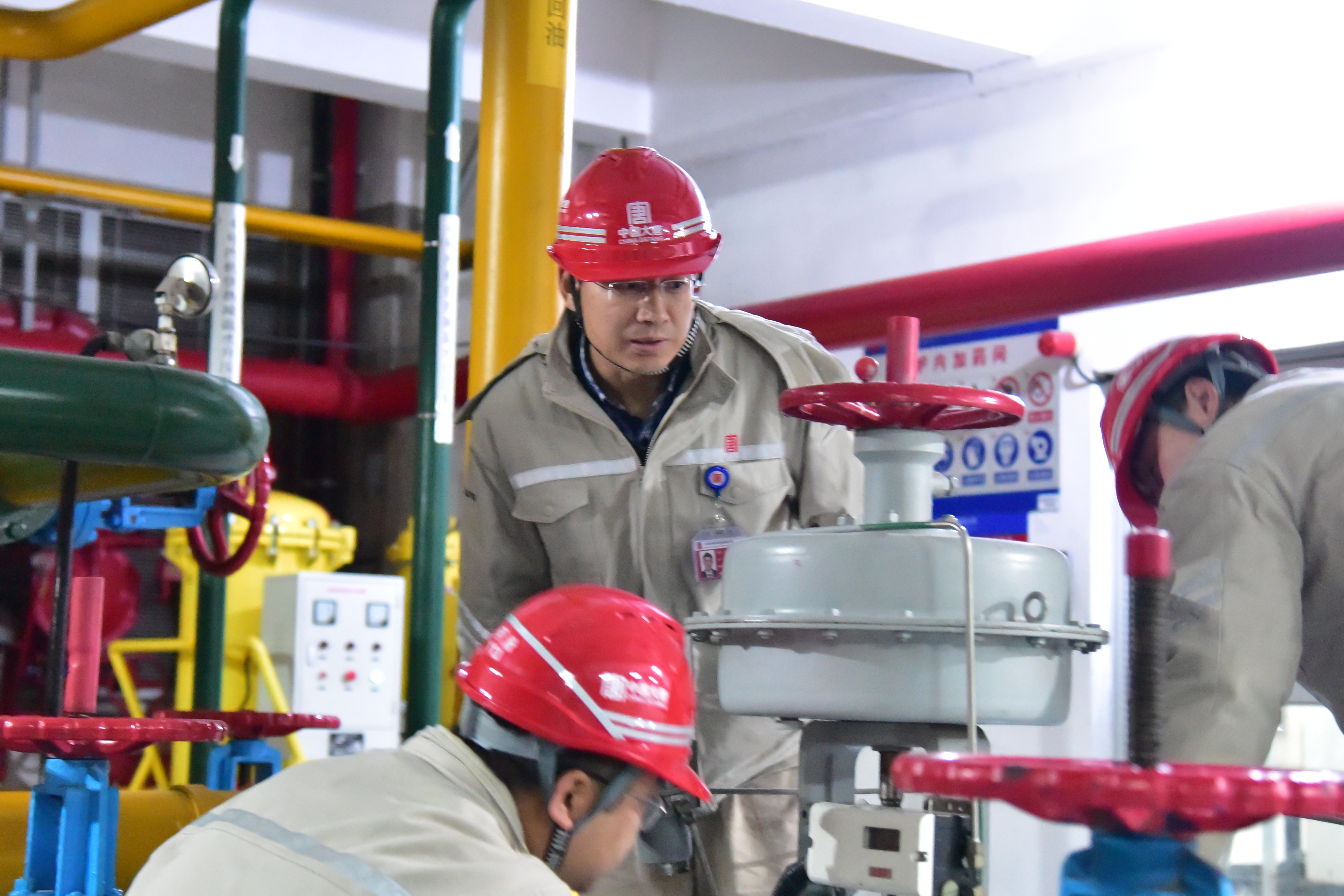 楊蘇亮工作現(xiàn)場照片 (4).jpg