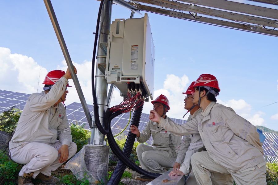 1728544818424000971.jpg 44.jpg